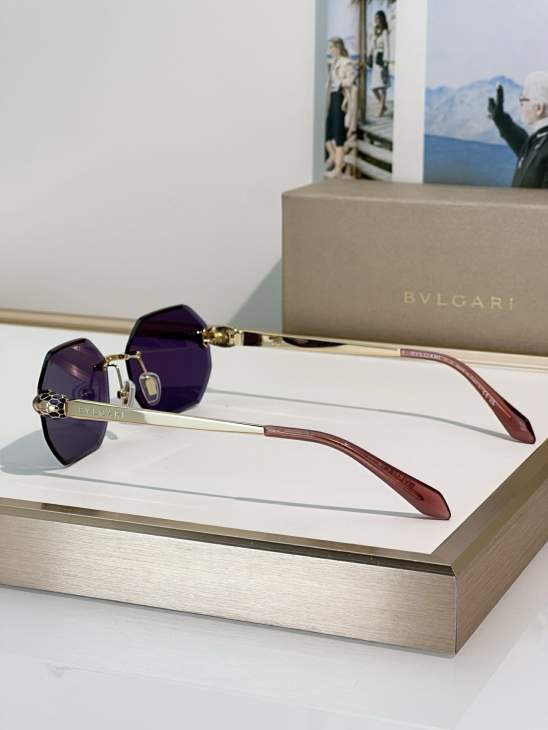 Picture of Bvlgari Sunglasses _SKUfw80444701fw